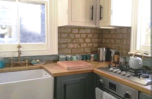 Highgate Apartment | Charming London with balcony