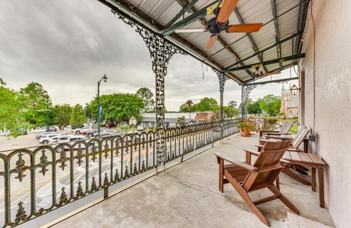 New Roads Apartment | Charming Louisiana Getaway with Furnished Balcony!