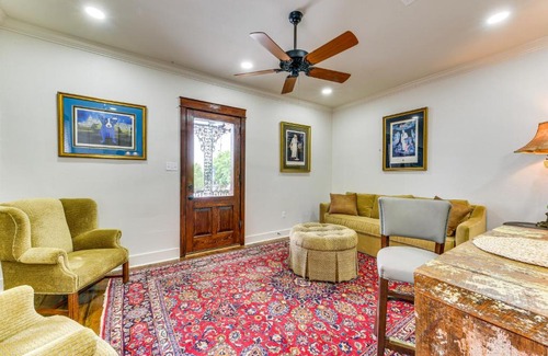 New Roads Apartment | Charming Louisiana Getaway with Furnished Balcony!