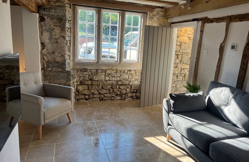 Long Itchington Cottage | Charming, luxurious cottage full of character