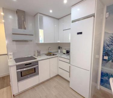 Pueblo Nuevo Apartment | Charming Madrid Apartment 6 paradas metro El Retiro