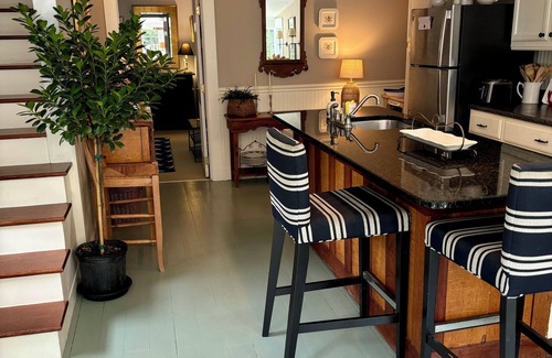 Falmouth Foreside Cottage | Charming Maine Seaside Cottage near private beach