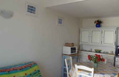 La Faute-sur-Mer House | Charming Maisonette with Pool, Near the Beach - Ideal for Families