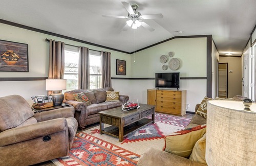 Mayhill House | Charming Mayhill Escape w/ Mountain Views