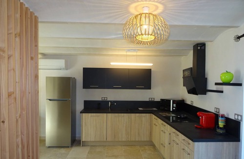 Saint-Siffret House | Charming Mazet in St Siffret near Uzès, very quiet in the heart of olive trees.