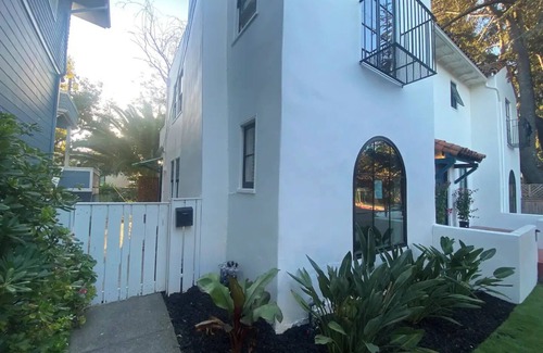 San Rafael House | Charming Mediterranean Guest House