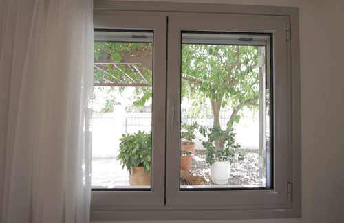 Spata-Artemida House | CHARMING MEDITERRANEAN COTTAGE NEAR THE BEACH AND CLOSE TO THE AIRPORT AND PORT