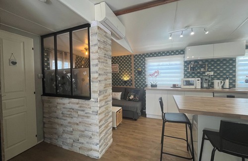 Hyeres Ski Chalet | Charming mobile home with pool in Hyères