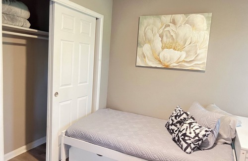 Mahncke Park House | Charming, modern 2-bedroom in Beautiful San Antonio, TX.