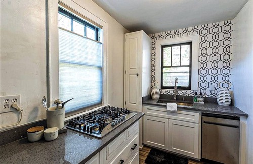 Downtown Apartment | Charming, modern, 2nd floor home-away-from-home