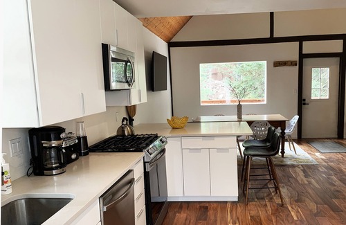 Vail House | Charming, Modern Cabin-A house in Vail all to yourself!