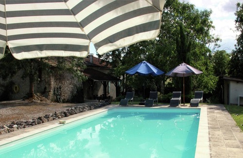 Bourg-de-Visa Villa | Charming, modernised, authentic farmhouse in Bourg-De-Visa with Pool