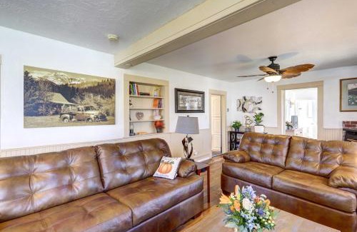 Montrose House | Charming Montrose Family Home Block to Downtown!