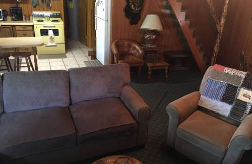 Duck Creek Village Cabin | Charming Mountain Cabin. Close to Zion National Park & Bryce Canyon.