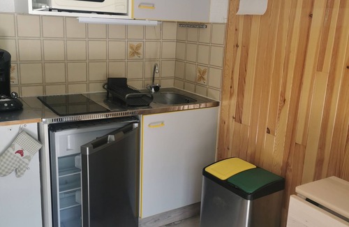 Mijoux Apartment | Charming mountain apartment with balcony.