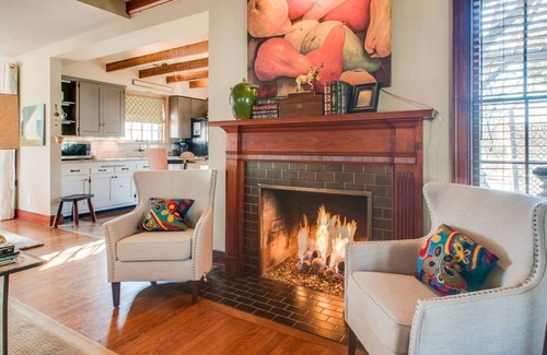 Green Hills House | "Charming Nashville Cottage in Green Hills - Cozy, Family-Friendly Retreat!"