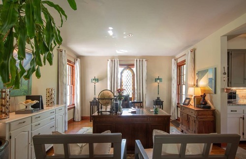 Green Hills House | "Charming Nashville Cottage in Green Hills - Cozy, Family-Friendly Retreat!"