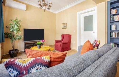 Sariyer Apartment | Charming New 1bd Home - Close To Shoreline! #395