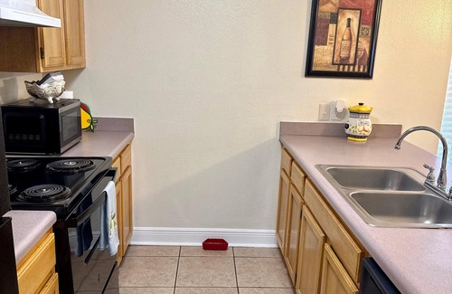 Destrehan House | Charming New Orleans style in Destrehan minutes to MSY airport and FUN