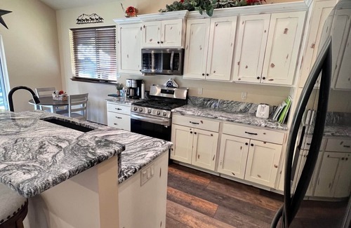 Pine House | Charming newer 2-bedroom house with WiFi, Dish TV in Pine with wrap around deck.