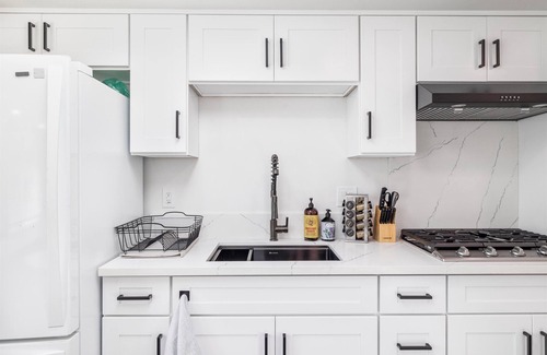 Garden Grove House | Charming, Newly Buillt, 1-bedroom house, close to Disney, AC, Fast Wifi