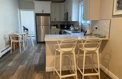 Long Branch House | Charming Newly Renovated Home 1 mile to West End Beachnn