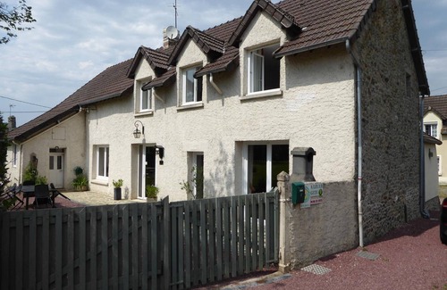 Ancteville Cottage | Charming Normandy Cottage: 4 Bedrooms, Fireplace, Garden, Near Trails