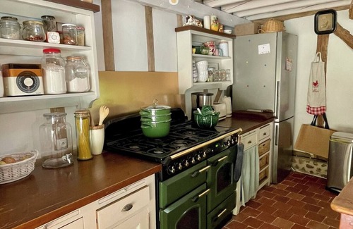 Bonnefoi House | Charming Normandy country house, swimming pool and guest house.