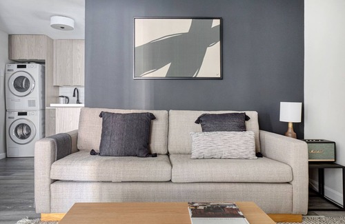North End Apartment | Charming North End 2BR on Salem Street by Blueground