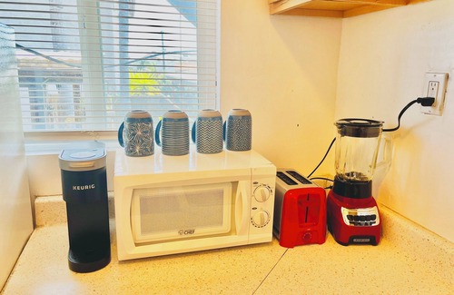 North Park Apartment | Charming North Park Apartment 2beds w/Office Private Yard, Onsite Parking & Pets