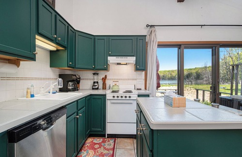 Gaylord Cabin | Charming Northern Michigan Lakefront Cabin + Boats