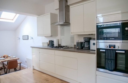 Southfield Apartment | Charming Oasis with Garden