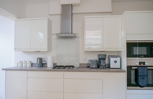 Southfield Apartment | Charming Oasis with Garden