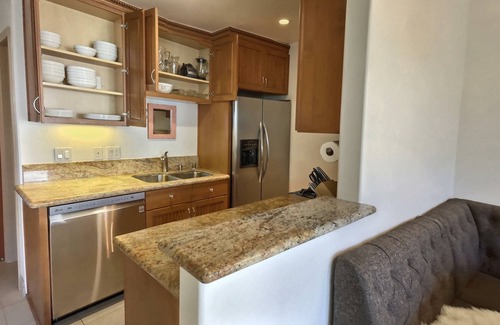 Ocean Beach Condo | Charming OB beach condo, steps to the beach, listen to the waves crash