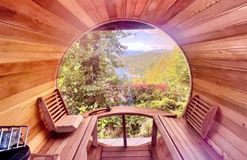Madeira Park Cottage | Charming Ocean View Cottage with Private Sauna & Hot Tub