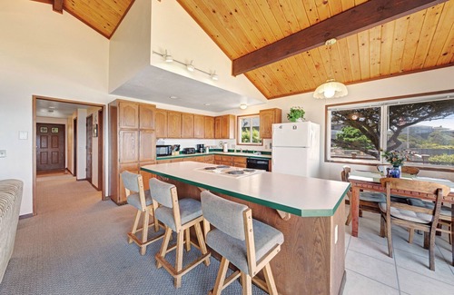 Gleneden Beach House | Charming, Oceanfront Home w/Nearby Beach Access & Amazing Ocean Views