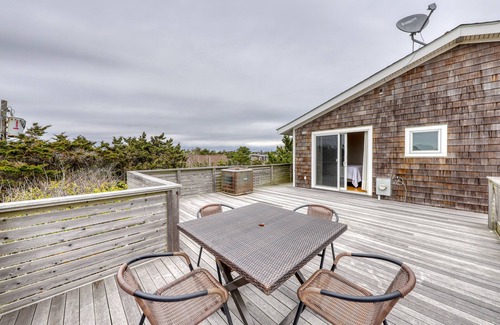 Ocean Bay Park House | Charming oceanfront home w/stunning views & wraparound deck - steps from beach