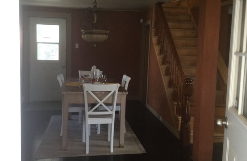 Brome House | Charming old farm in the Eastern Townships
