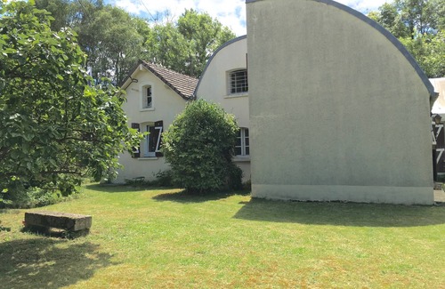Betz House | Charming old house gatekeeper 20 min from Roissy in a renowned village