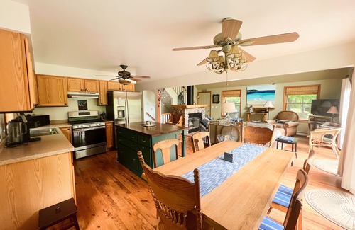 Omena Ski Chalet | Charming Omena house. Close to beach, Suttons Bay, Northport. Fire pit. A/C.