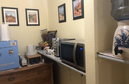 Fruita House | Charming one bedroom with privacy from residence