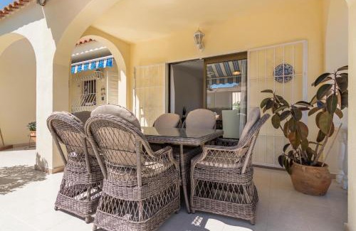 Los Balcones Villa | Charming one-floor villa with private pool in Los Balcones