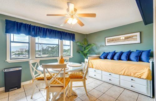 Gulf Lagoon Beach Apartment | Charming Panama City Studio with Community Pool!
