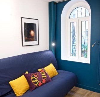 Epinettes Apartment | CHARMING Parisian Apartment WITH AIR CONDITIONING - CLIMATISATION & 2 BEDROOMS - Batignolles PARIS
