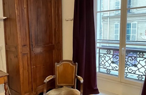 Quartier Saint-Ambroise Apartment | Charming Parisian family flat - Quiet & central - Bastille/Marais - 4/5 guests