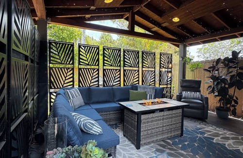 Del Mar Heights Apartment | Charming Peaceful Coastal Seaside Del Mar Studio with Lanai