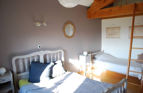 Roybon Other | Charming pebble house, outdoor jacuzzi, on the edge of the woods