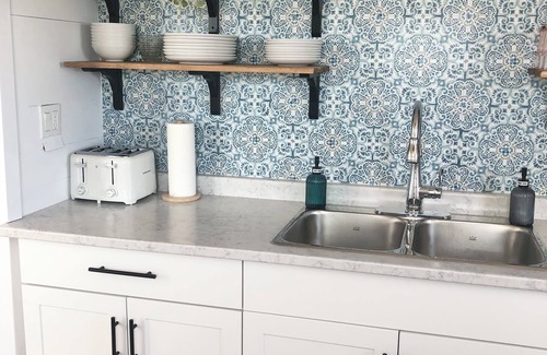 Souris House | Charming PEI farmhouse with beach access