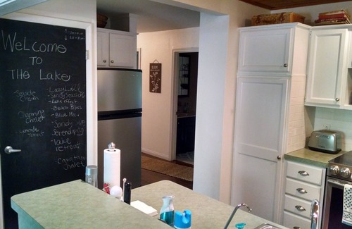 Pentwater Cottage | Charming Pentwater Cottage with Association Pool and Shared Lake Michigan Beach