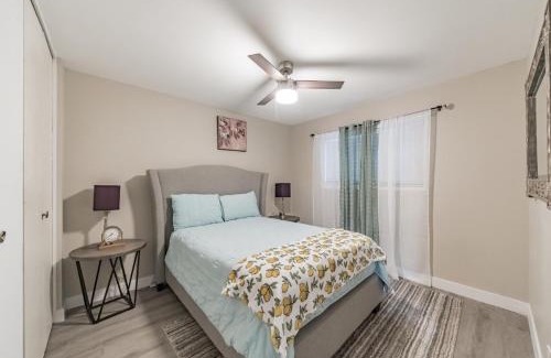 Canyon Country House | Charming pet friendly family getaway Santa Clarita